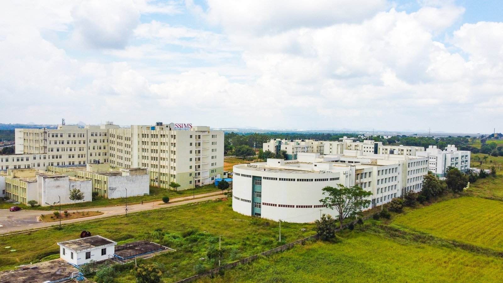 SIDDHARTH NAGAR MEDICAL COLLEGE